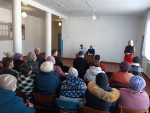 Состоялись встречи главы Завитинского района  С.С.Линевич с жителями  сёл  Албазинка и Болдыревка