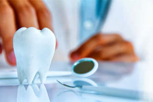 Как воспользоваться услугами стоматолога бесплатно?