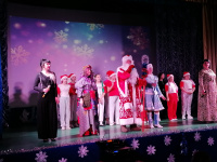 Театрализованный новогодний концерт «Новогоднее настроение!»